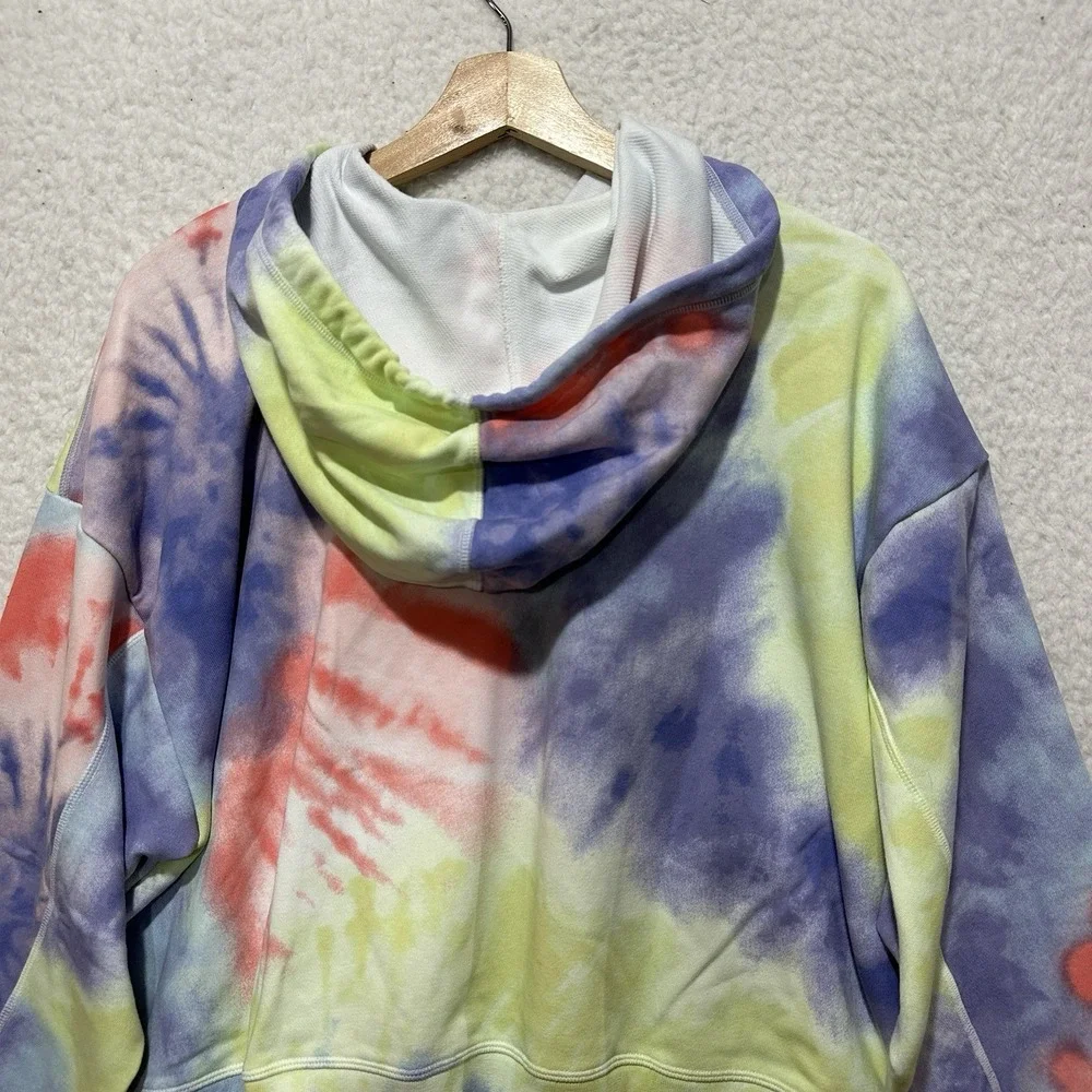 Nike Dri-FIT Get Fit Hoodie Womens Multicolor Pulse Tie-Dye  Cropped Size‎ M